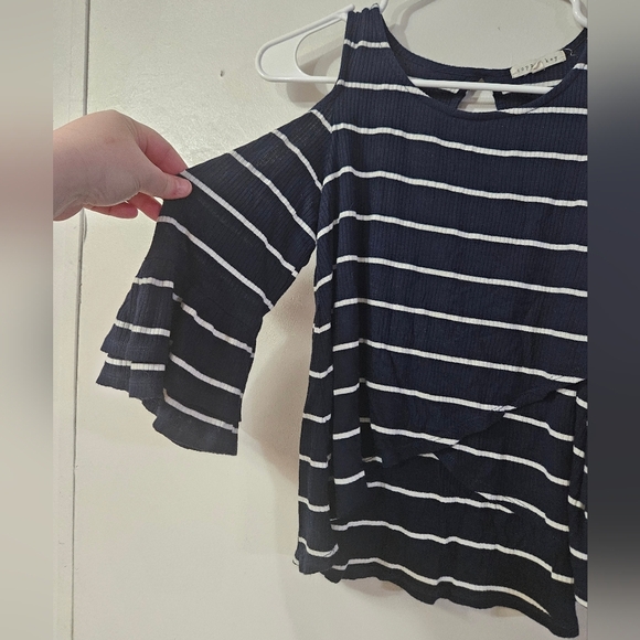 Copper Key High Low Cold Shoulder Top! - Picture 2 of 8